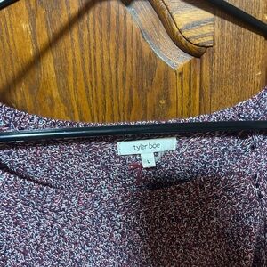 Tyler Boe Women's Burgundy Knit Sweater